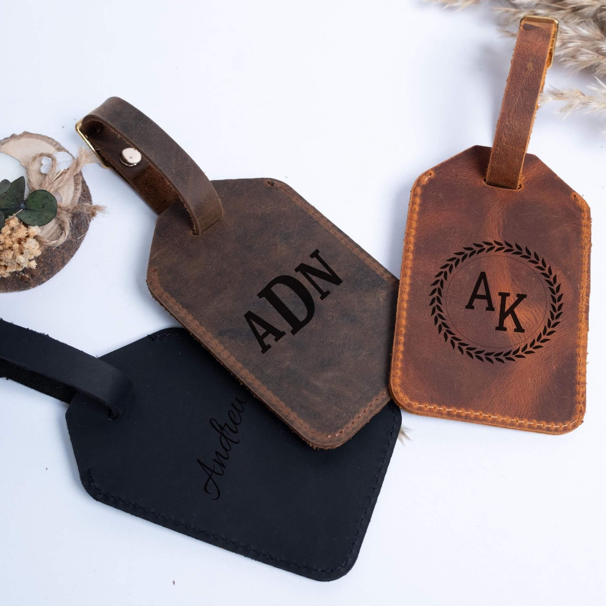  Leather luggage tags